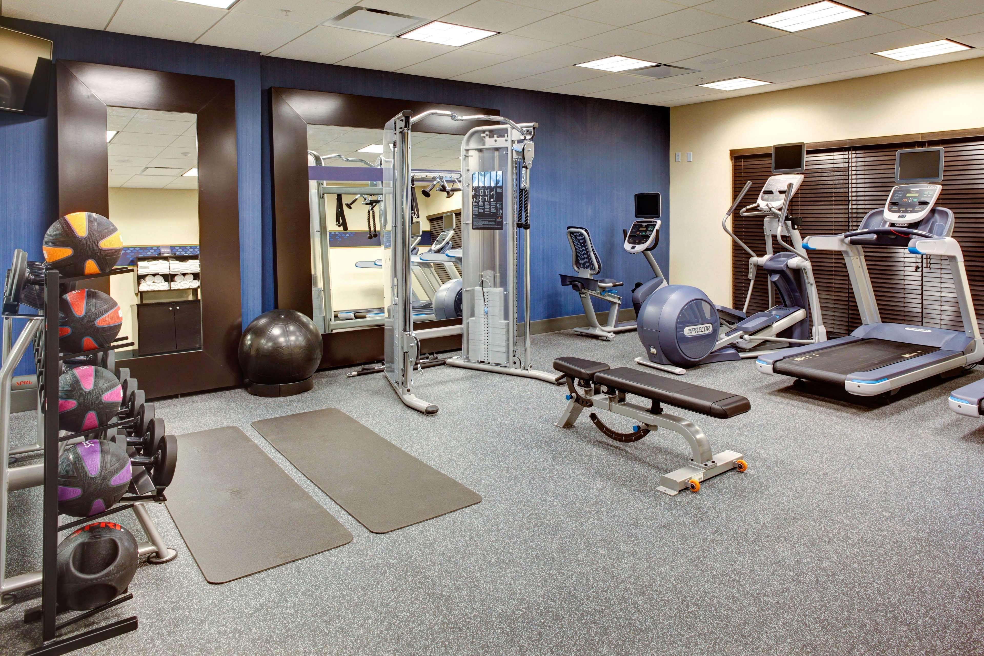 Hampton Inn And Suites Columbus, Ms Екстер'єр фото