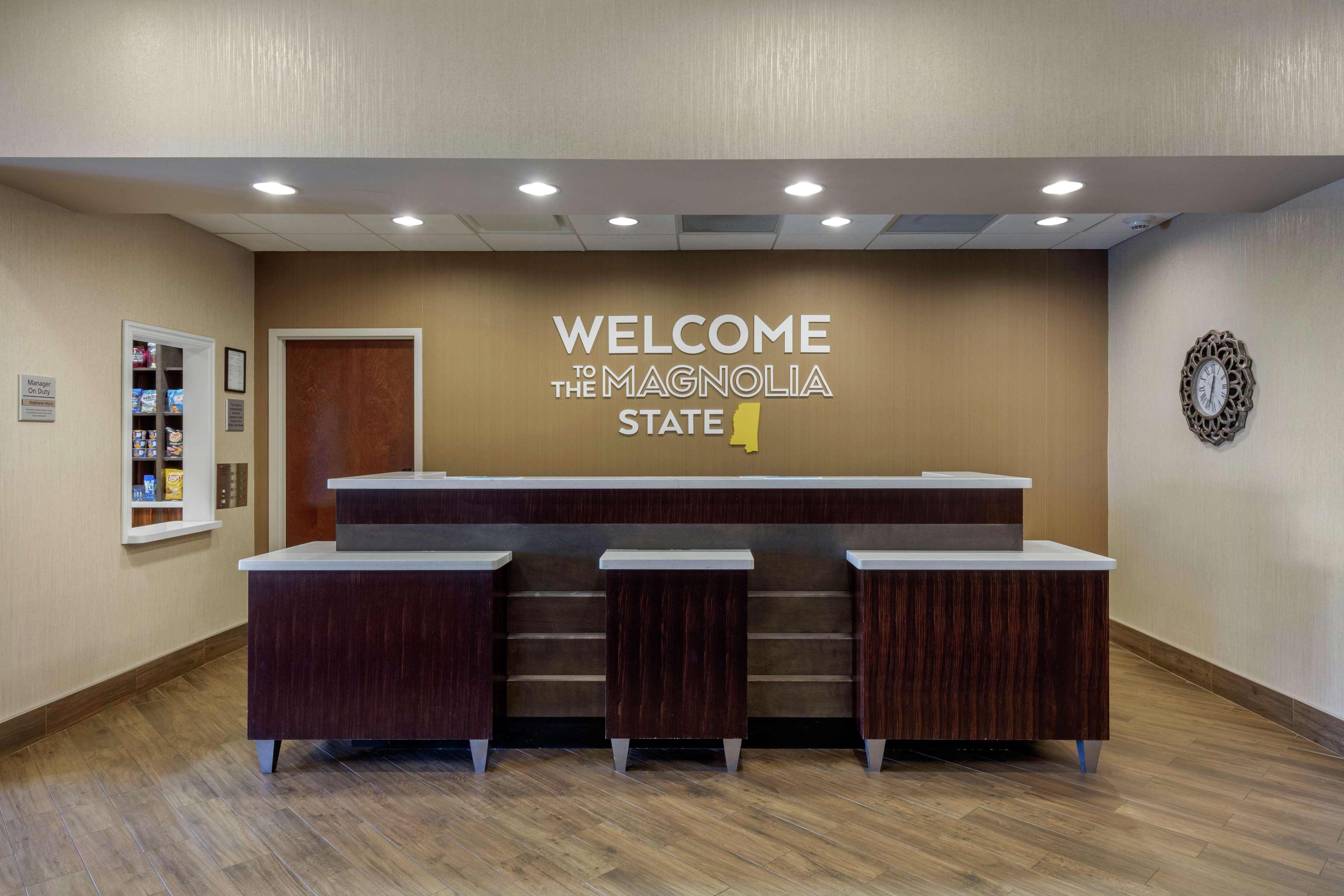Hampton Inn And Suites Columbus, Ms Екстер'єр фото