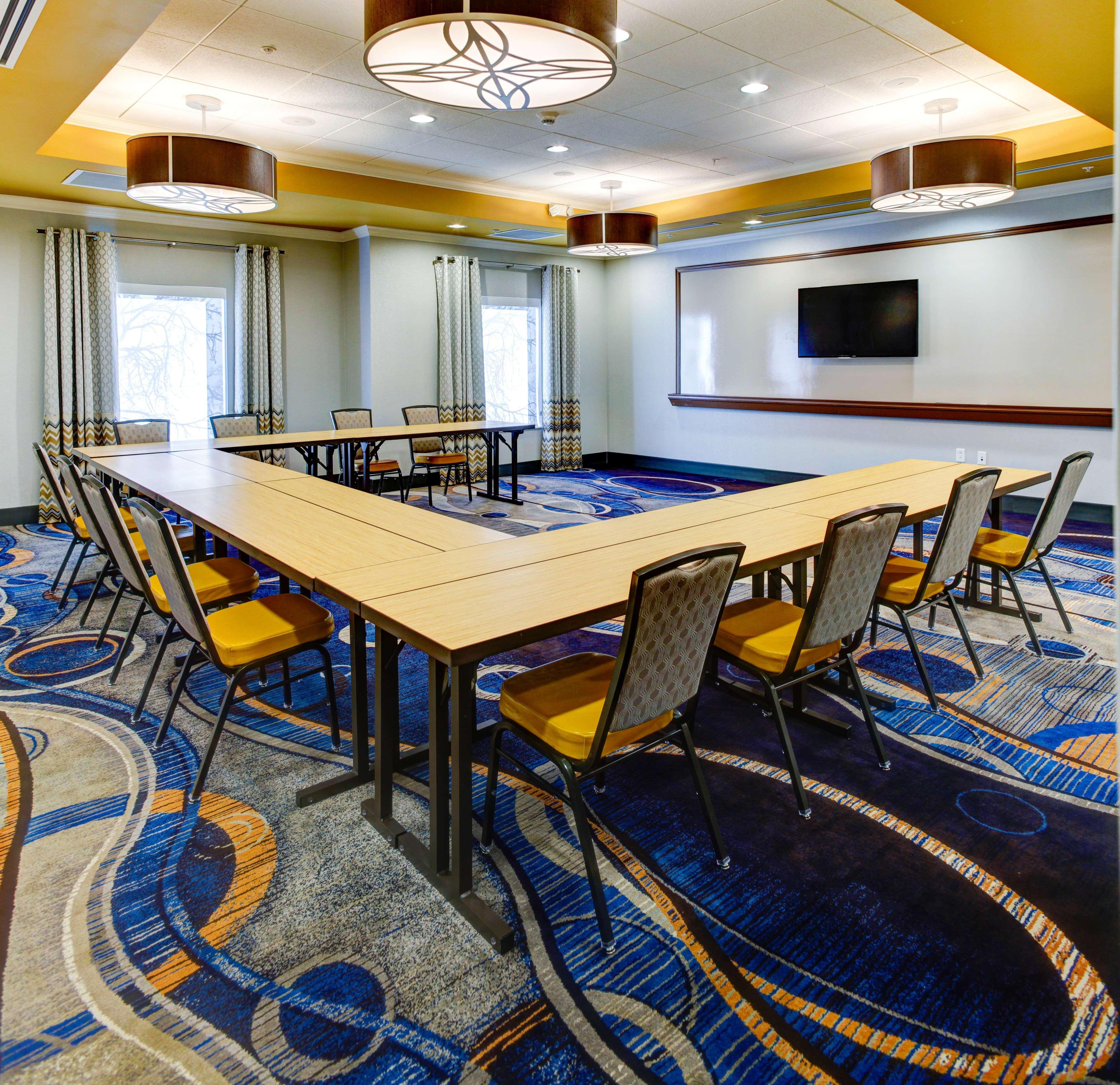 Hampton Inn And Suites Columbus, Ms Екстер'єр фото