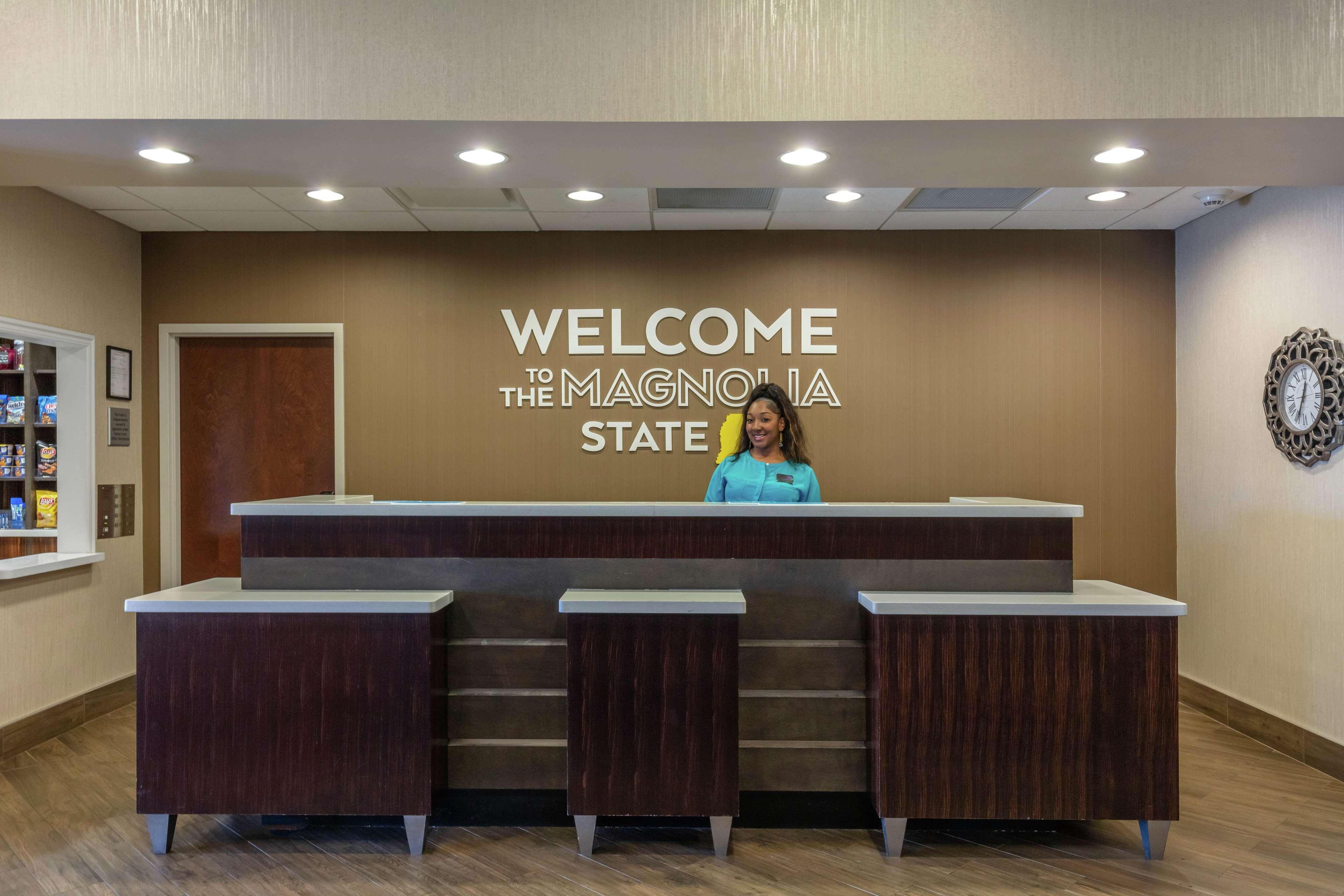 Hampton Inn And Suites Columbus, Ms Екстер'єр фото