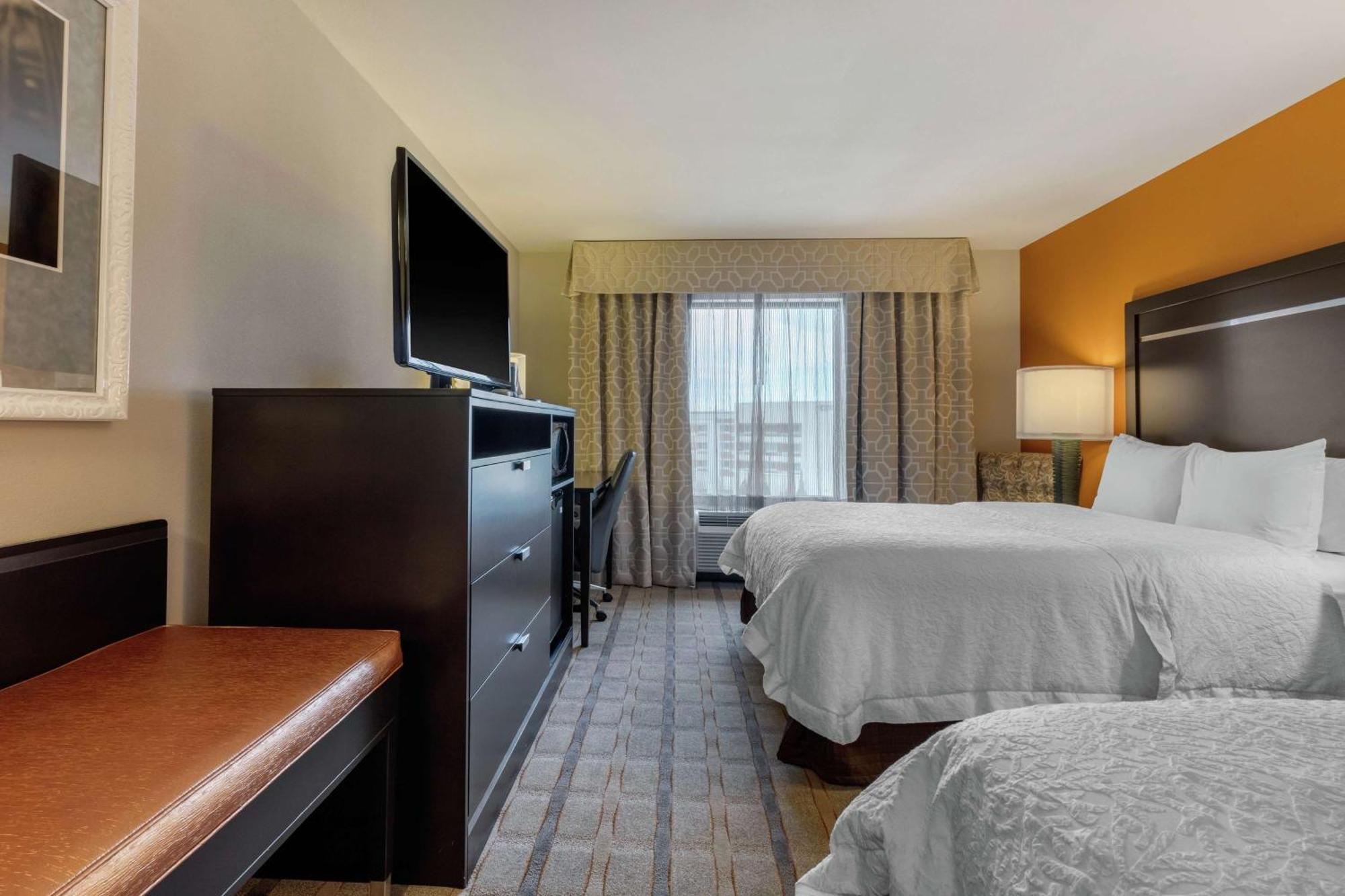 Hampton Inn And Suites Columbus, Ms Екстер'єр фото